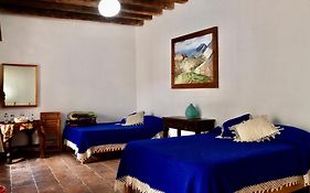 Hospedaje y pizzería Casa Azul
