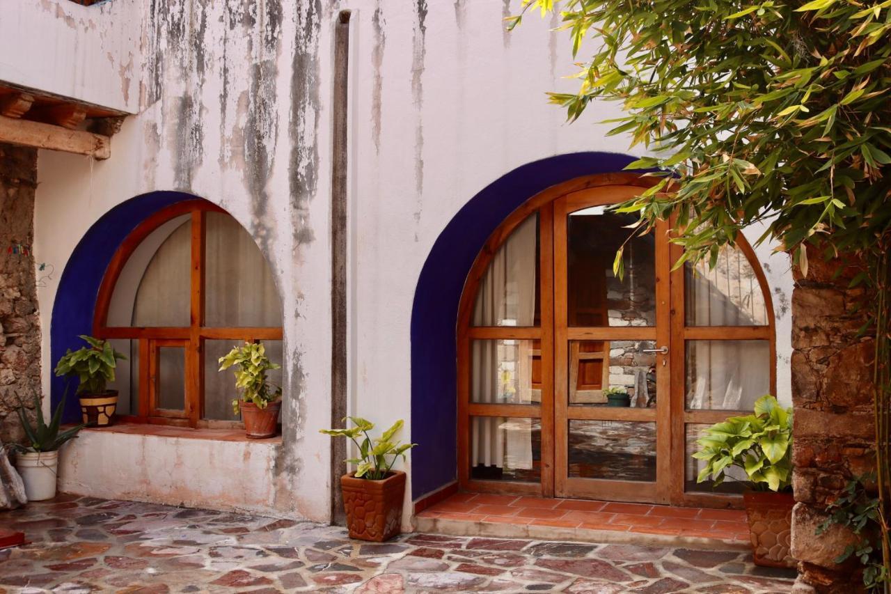 Hospedaje Pizza Azul Catorce Exterior foto